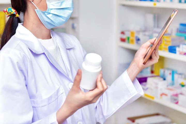 Pharmacy – scanning medicine