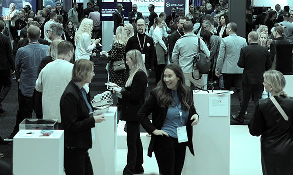 D-Congress-exhibition-583×350-02